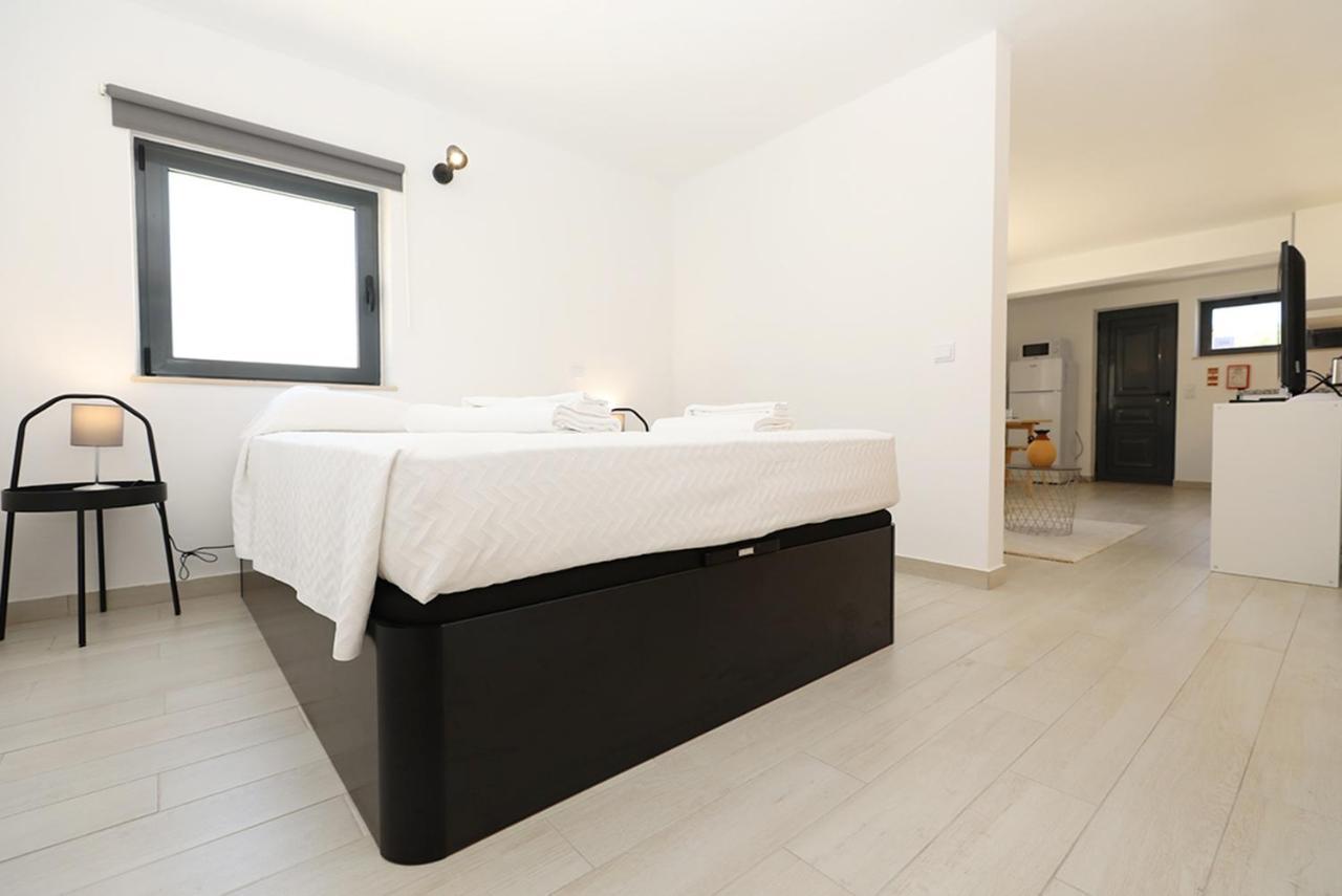 A62 - Cul De Sac Apartment In Lagos Luaran gambar